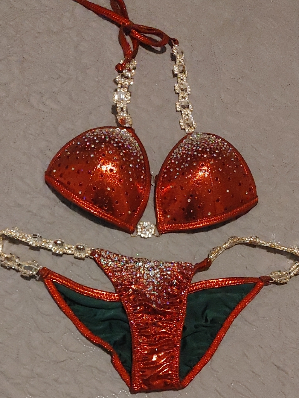 Red Crystal-Embellished Women’s Bikini Set Sz SM